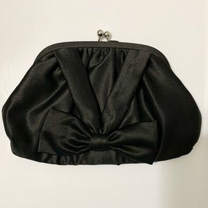 Vintage Bow Front Silky Chain Strap Bag